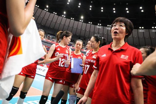 郎平這六個(gè)字火了 有信心更有信念中國女排了不起